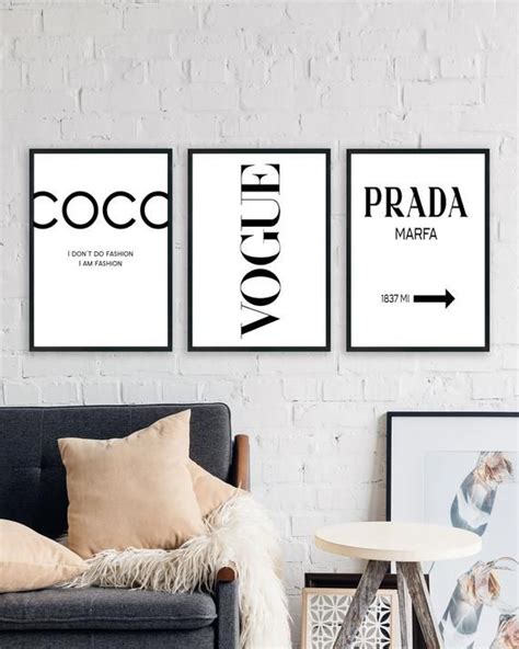 Set of 2 Coco and Prada posters – FLTMfrance